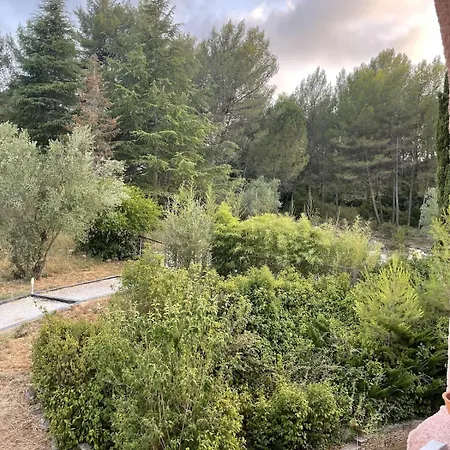 Lägenhet Le Petit Coin De Paradis *